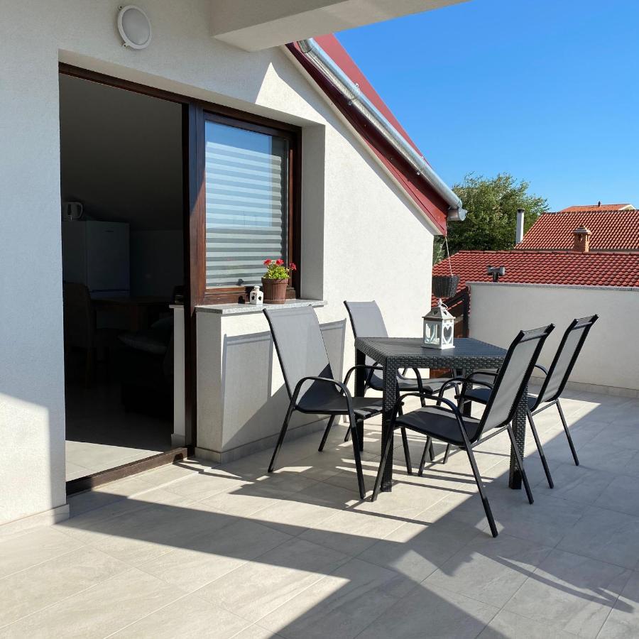 Apartmán Stars Gornji Karin Exteriér fotografie